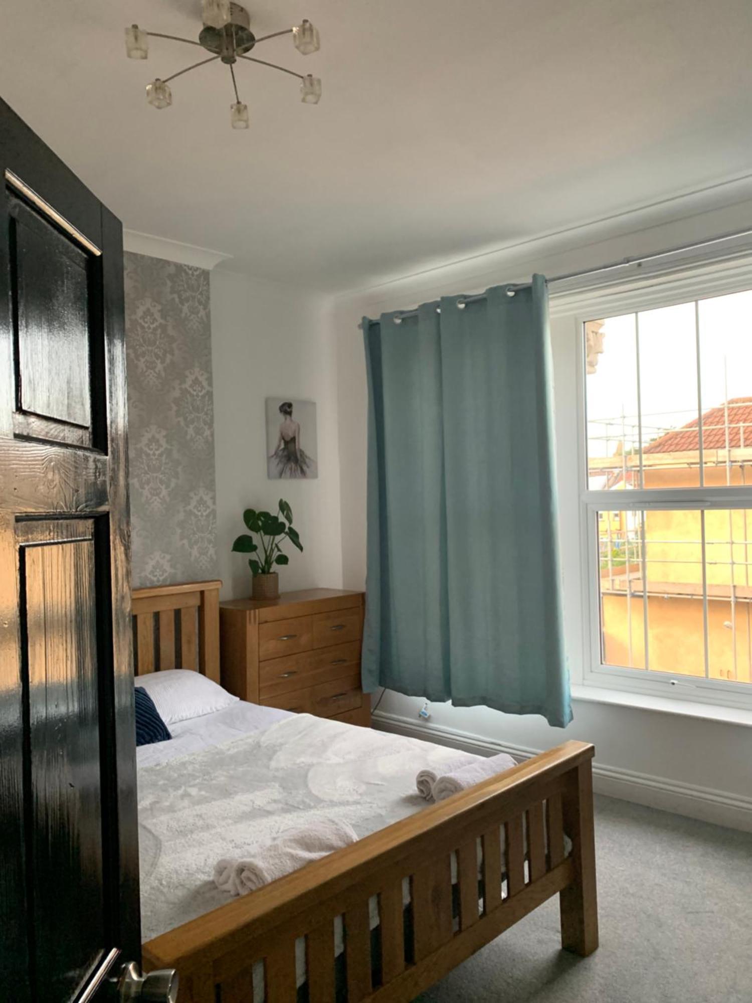 Stylish 91Sqm Victoria 2 Bedroom Apartment Bristol Eksteriør billede